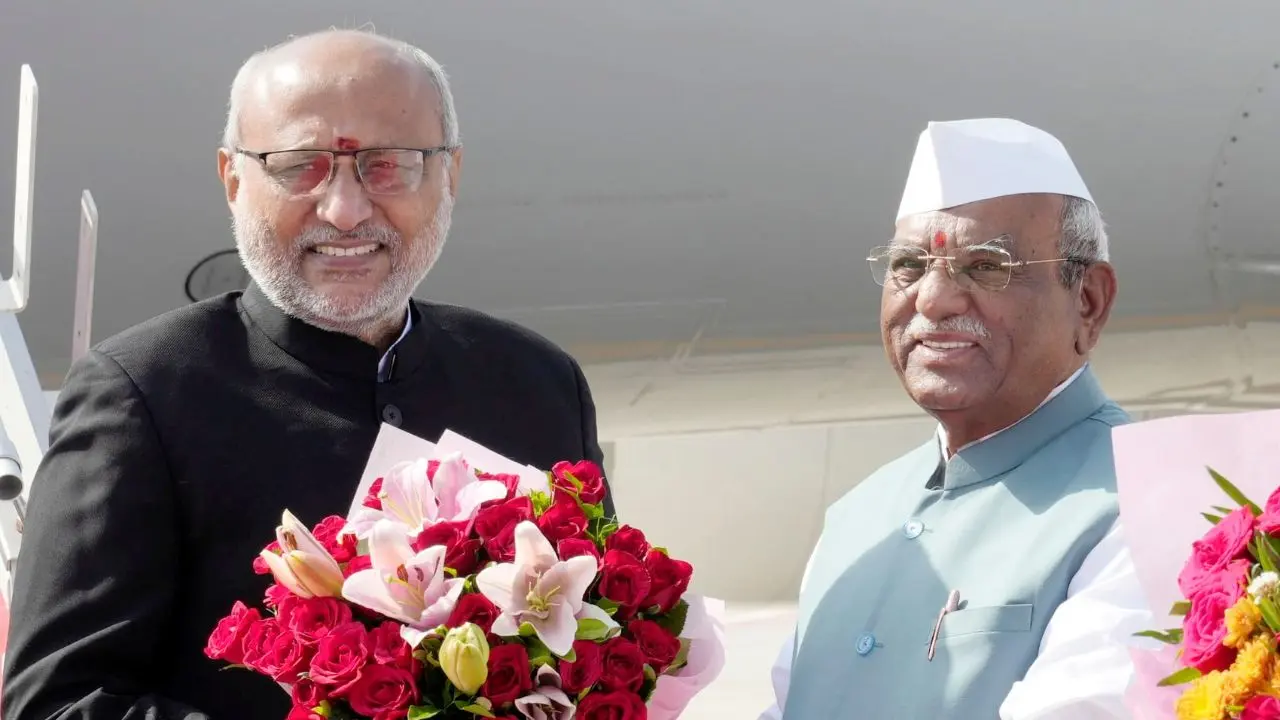 Vice-President CP Radhakrishnan being received by Rajasthan Governor Haribhau Bagde upon his arrival, at Jaipur. Pic/PTI
